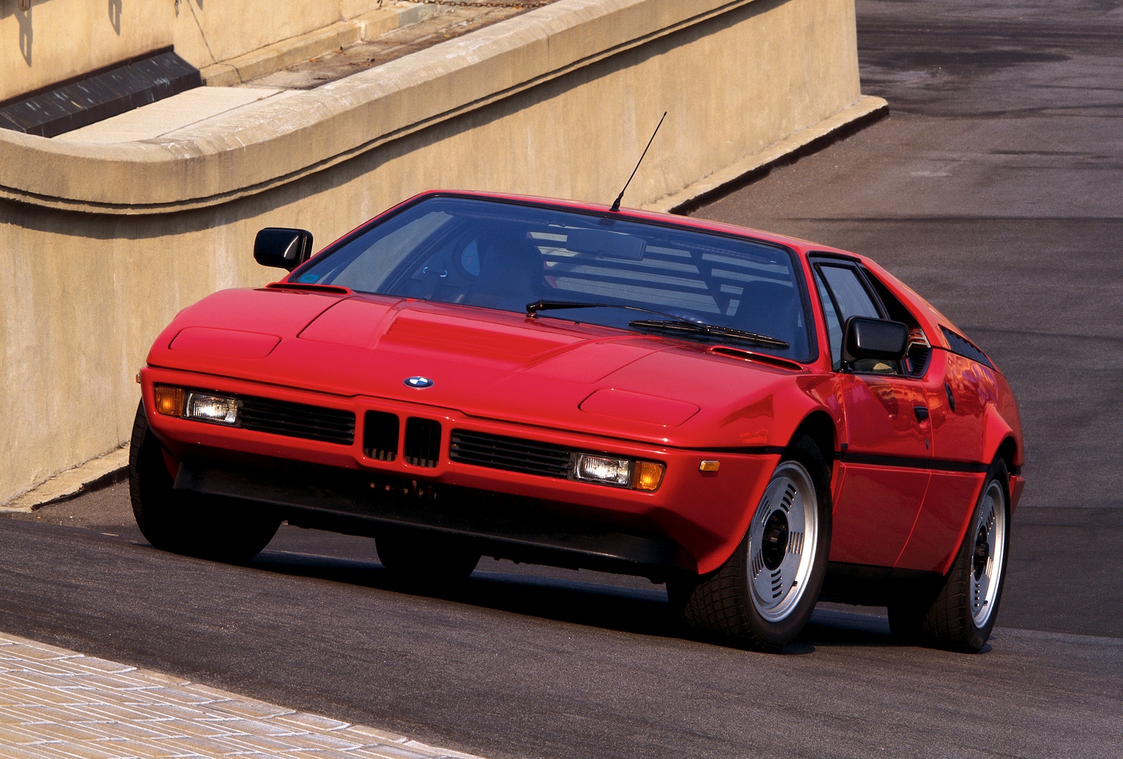 BMW M1 (1978-1981): The One and Only | motorspirit.me