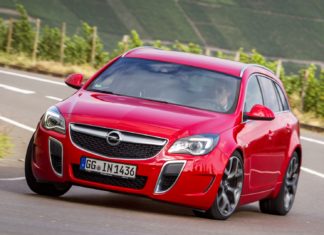 Opel Insignia OPC Sports Tourer: High Performance Hauler
