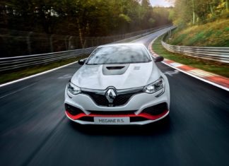 Renault Reclaims Fastest FWD Nordschleife Lap Record