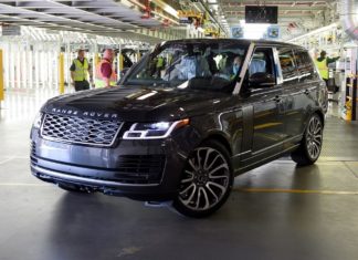 First Social Distance Built Range Rover Rolls Off The Line