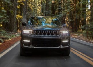 All-New Jeep Grand Cherokee Makes Its Debut