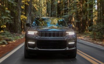 All-New Jeep Grand Cherokee Makes Its Debut
