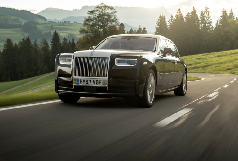 Rolls Royce Phantom EWB: Effortless, Elegant, Enormous… Epic