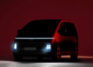 Hyundai’s Space-Age Staria Mini-Van